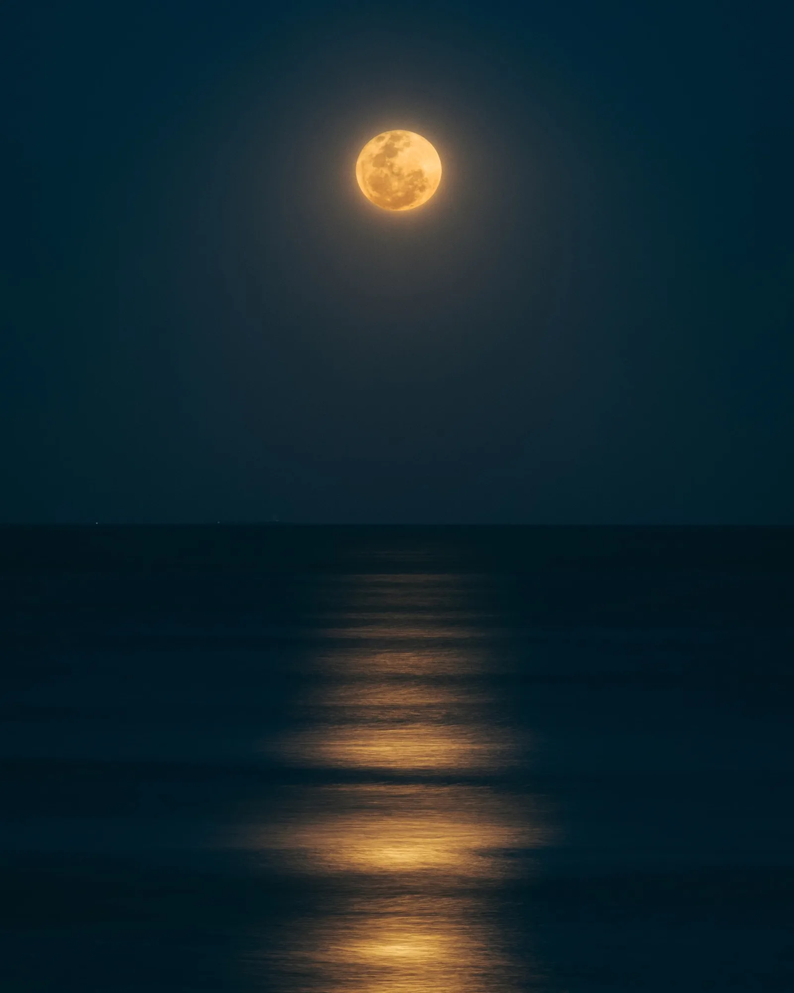 Harnessing the Power of the Cancer Full Moon